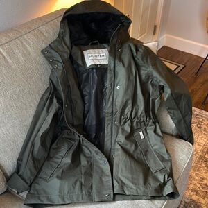 Hunter Women’s Green Jacket